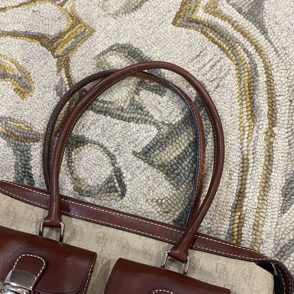 💕Dooney & Bourke beige brown large leather satchel bag 💕 - Picture 9 of 17